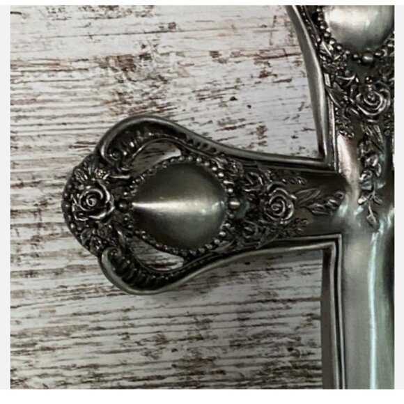 Pewter Christian Rose Cross Hangable Vintage 2002 9.5”x6.5” - Picture 5 of 8